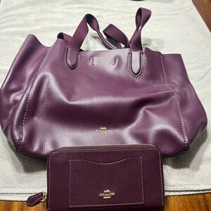 Coach Purple Leather Tote Bag and wallet